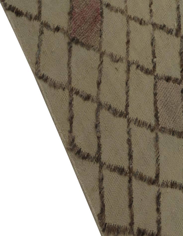 Detail image of  7' 8 x 10'  Hand Knotted Darya Wool Rug