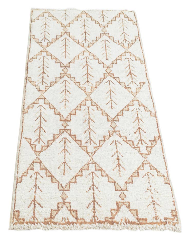 Detail image of  2' 7 x 4' 5  Hand Knotted Darya Wool Rug