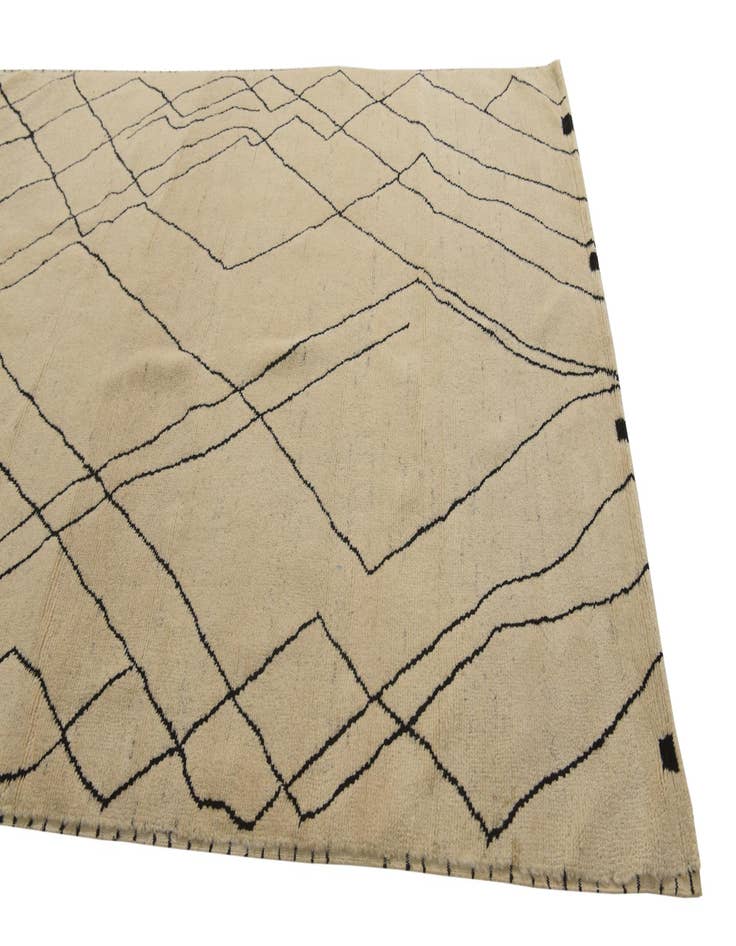 Detail image of  6' x 8'  Hand Knotted Darya Wool Rug