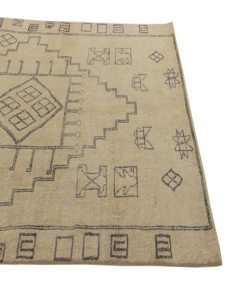 Detail image of  5' 8 x 7' 9  Hand Knotted Darya Wool Rug