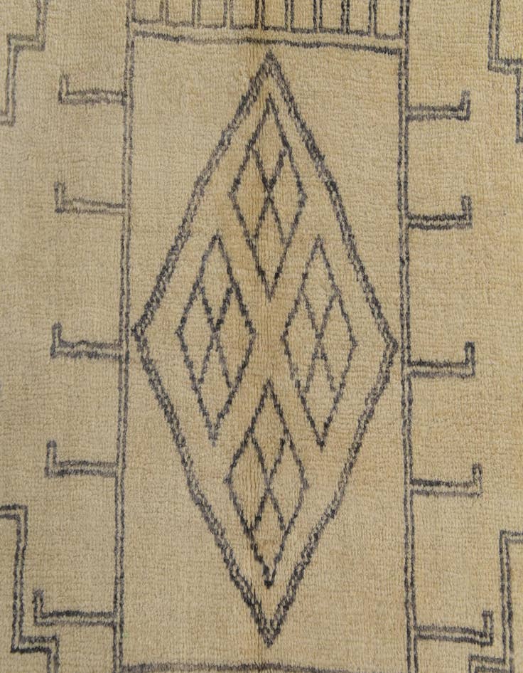Detail image of  5' 8 x 7' 9  Hand Knotted Darya Wool Rug