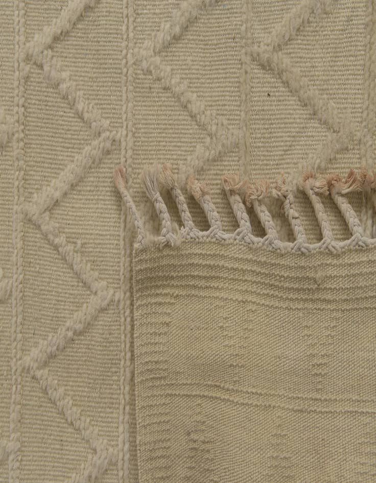 Detail image of  6' 1 x 9' 9  Hand Knotted Darya Wool Rug