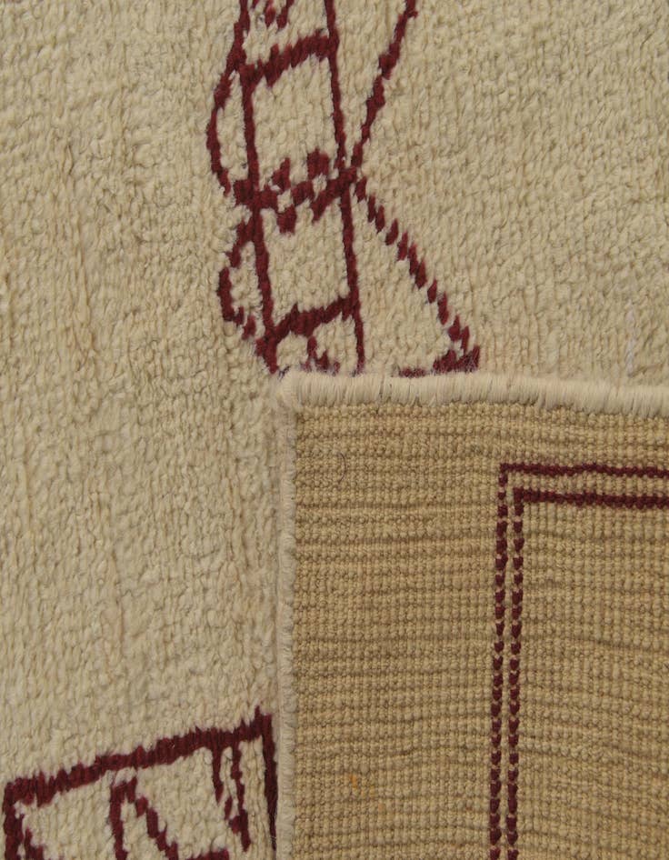 Detail image of  5' 4 x 8' 2  Hand Knotted Darya Wool Rug