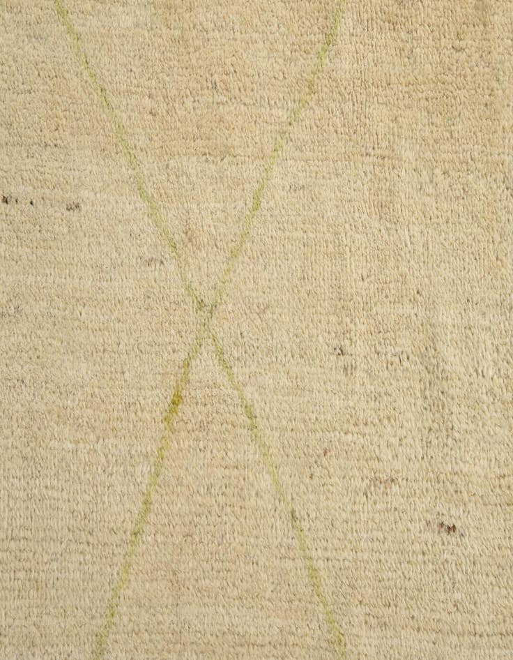 Detail image of  6' 4 x 9' 10  Hand Knotted Darya Wool Rug