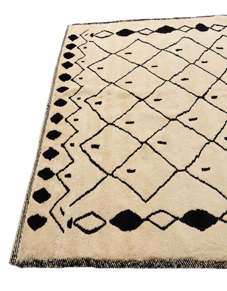 Detail image of  5' 10 x 8' 3  Hand Knotted Darya Wool Rug