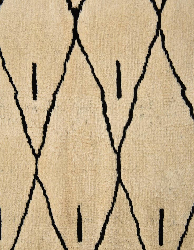 Detail image of  5' 10 x 8' 3  Hand Knotted Darya Wool Rug