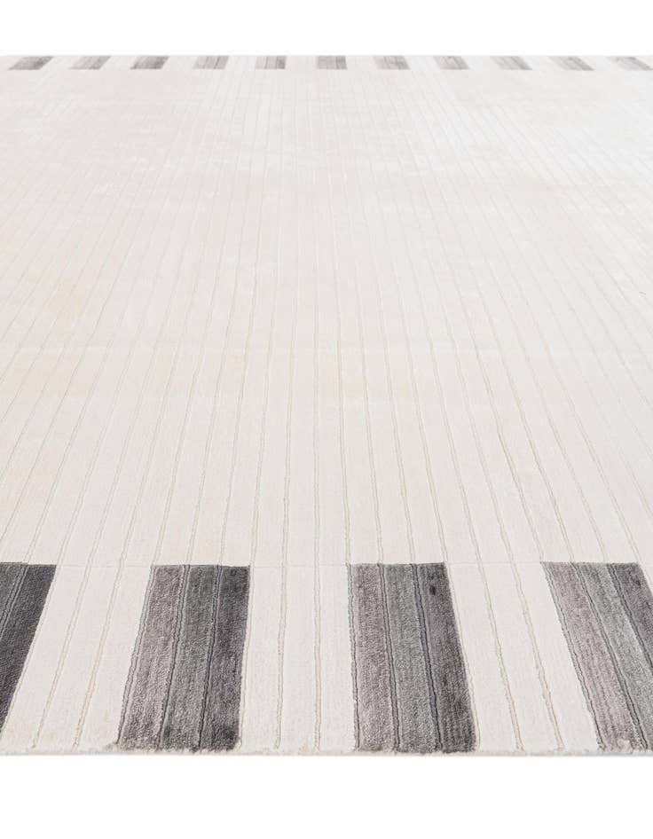 Detail image of  8' 1 x 11' 5  Hand Knotted Darya Wool Rug