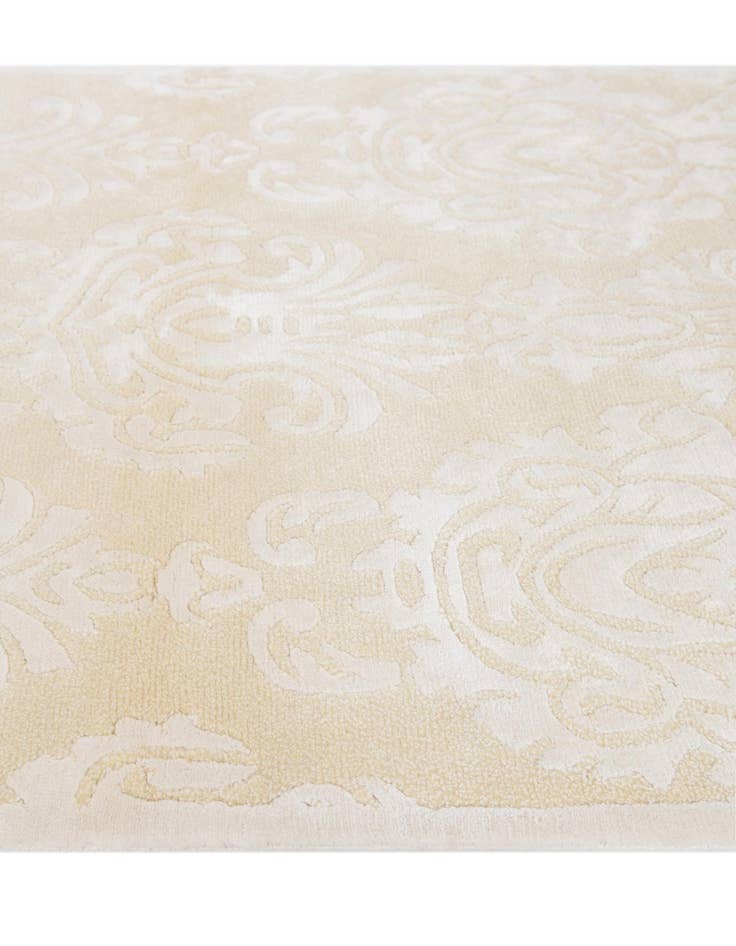 Detail image of  2' 11 x 4' 11  Hand Knotted Darya Wool Rug