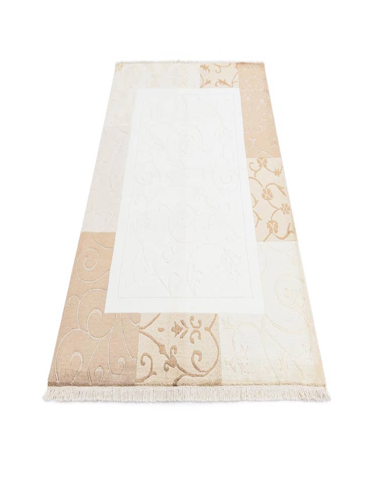 Detail image of  4' 7 x 6' 8  Hand Knotted Darya Wool Rug