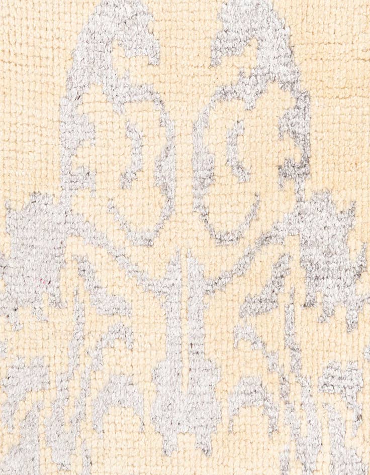 Detail image of  5' x 8'  Hand Knotted Darya Rug