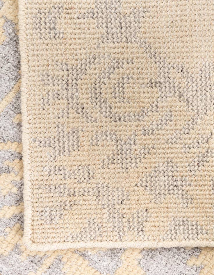 Detail image of  5' x 8'  Hand Knotted Darya Rug