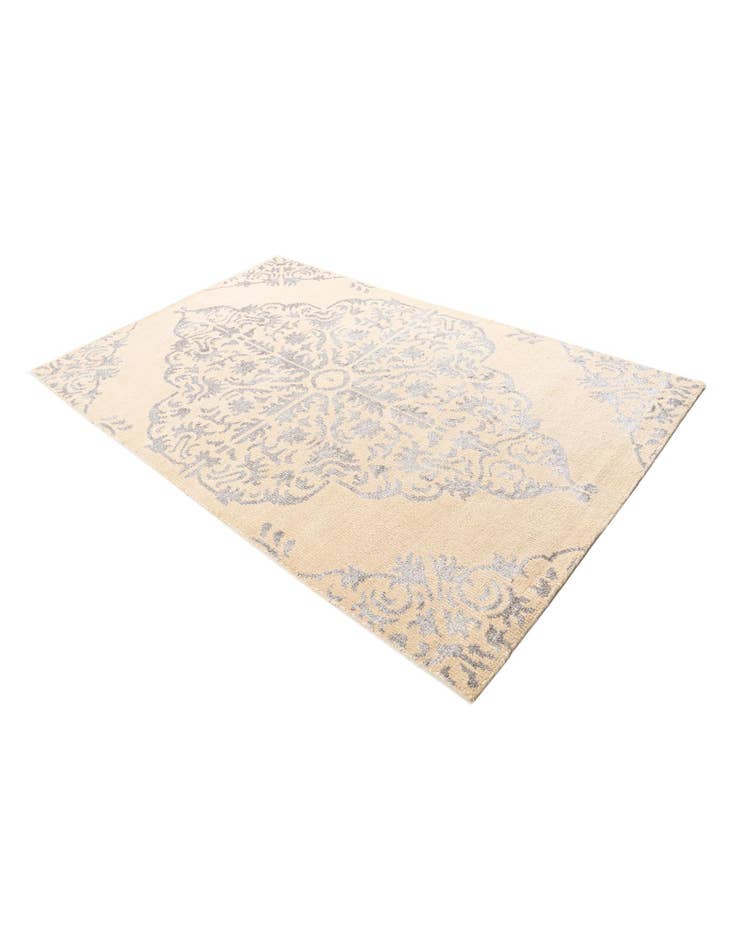 Detail image of  5' 2 x 8'  Hand Knotted Darya Rug