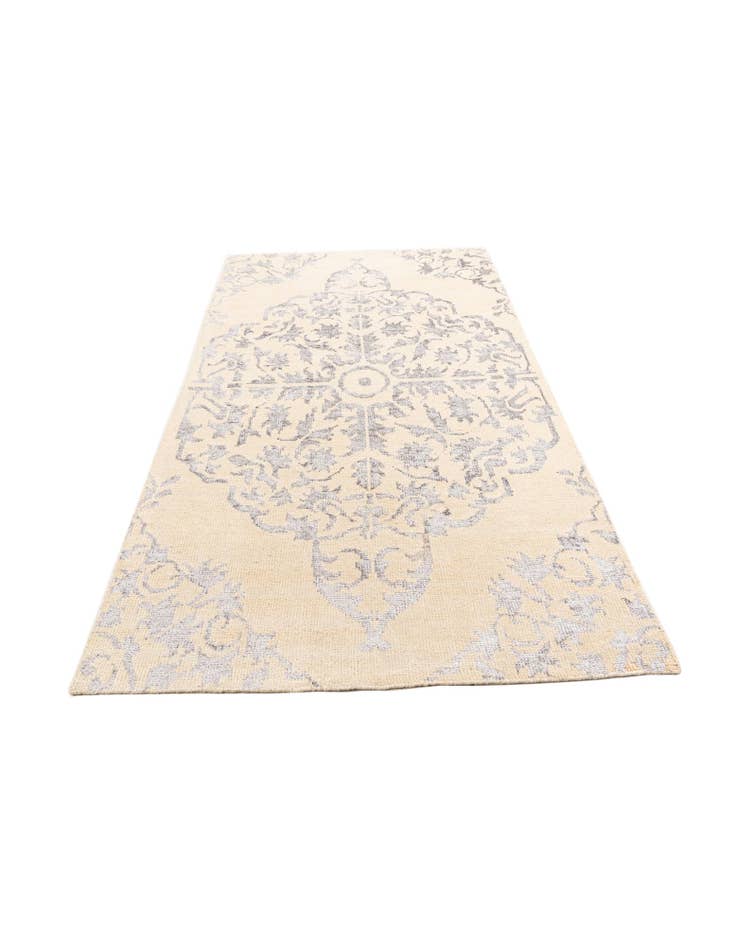 Detail image of  4' 10 x 7' 10  Hand Knotted Darya Rug