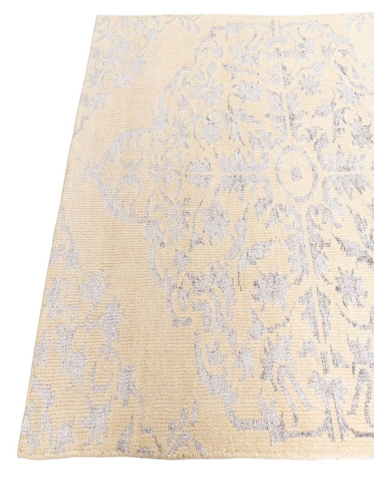 Detail image of  4' 10 x 7' 10  Hand Knotted Darya Rug