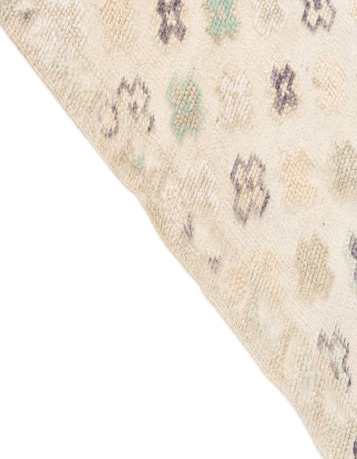 Detail image of  6' 3 x 9' 4  Hand Knotted Darya Wool Rug