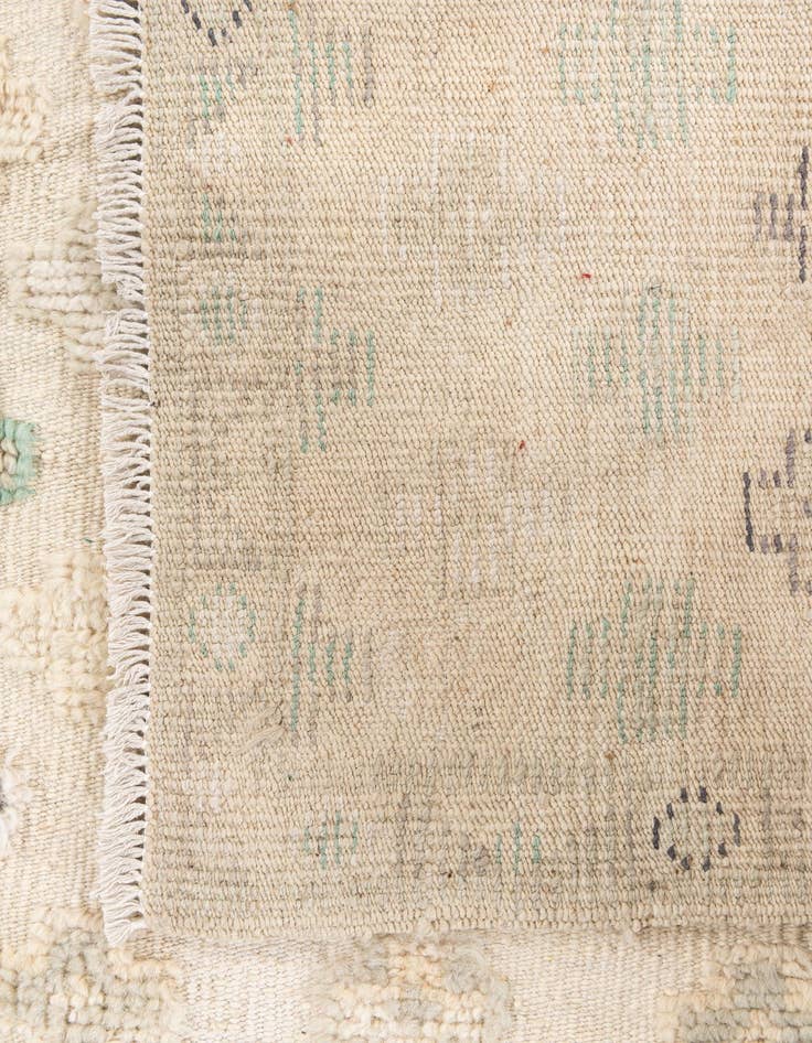 Detail image of  6' 3 x 9' 4  Hand Knotted Darya Wool Rug