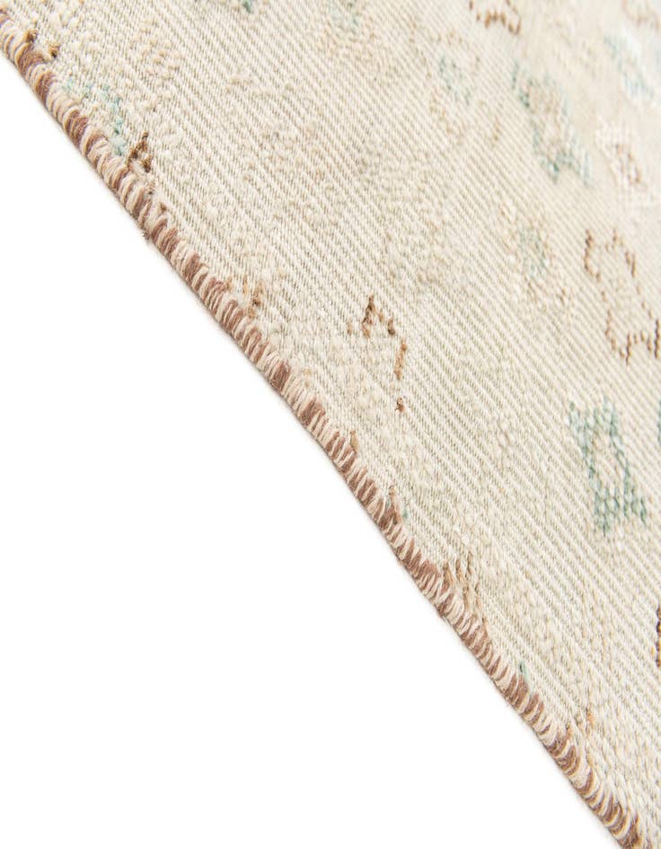 Detail image of  6' 4 x 10'  Hand Knotted Darya Wool Rug