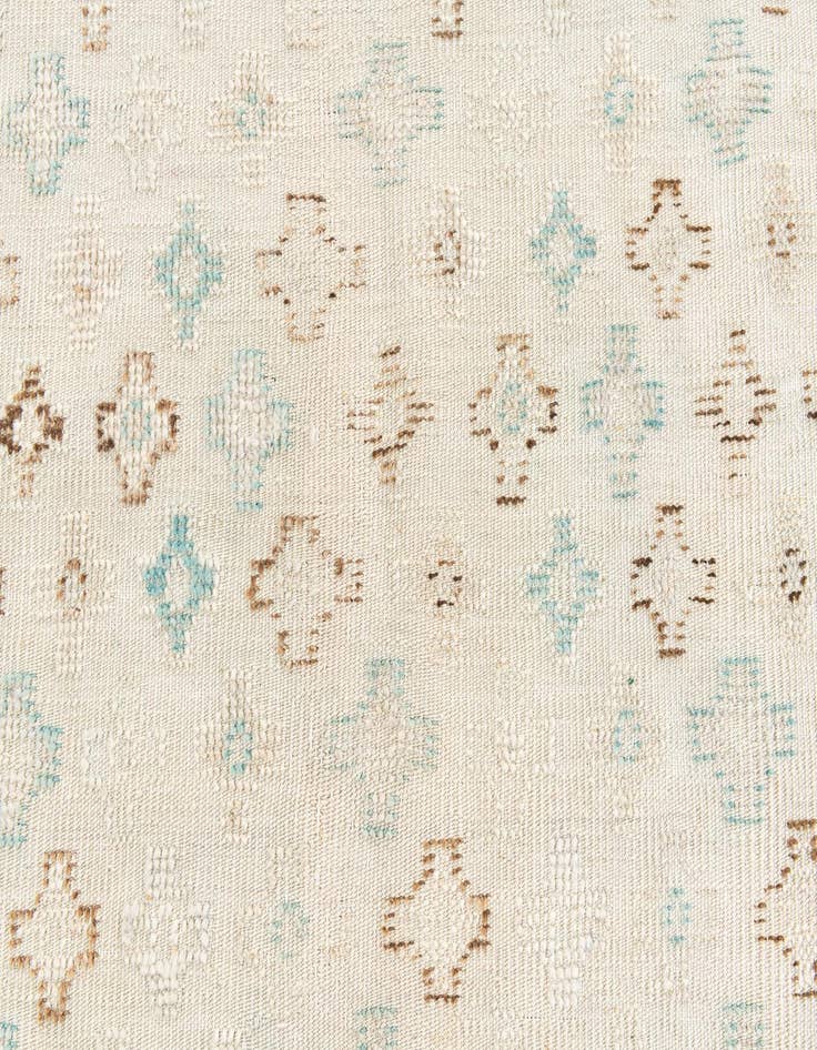 Detail image of  6' 4 x 10'  Hand Knotted Darya Wool Rug
