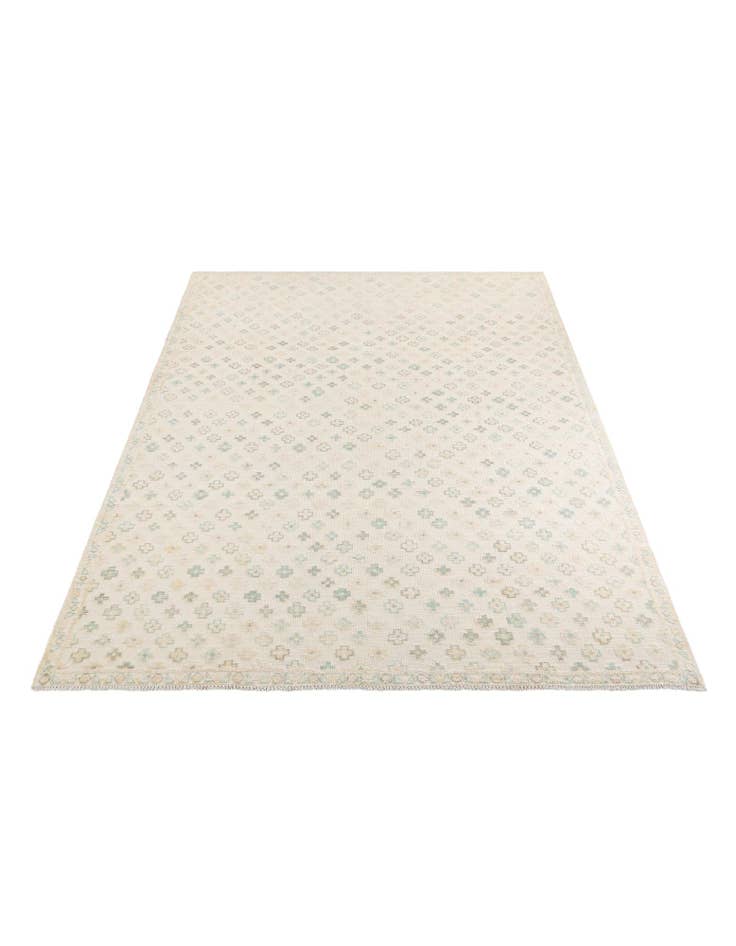 Detail image of  9' 2 x 11' 7  Hand Knotted Darya Wool Rug