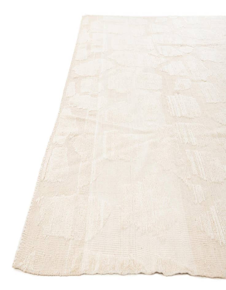 Detail image of  8' 5 x 10' 4  Hand Knotted Darya Wool Rug