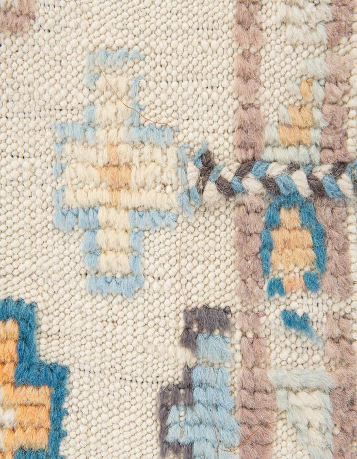 Detail image of  6' 4 x 9' 1  Hand Knotted Darya Wool Rug