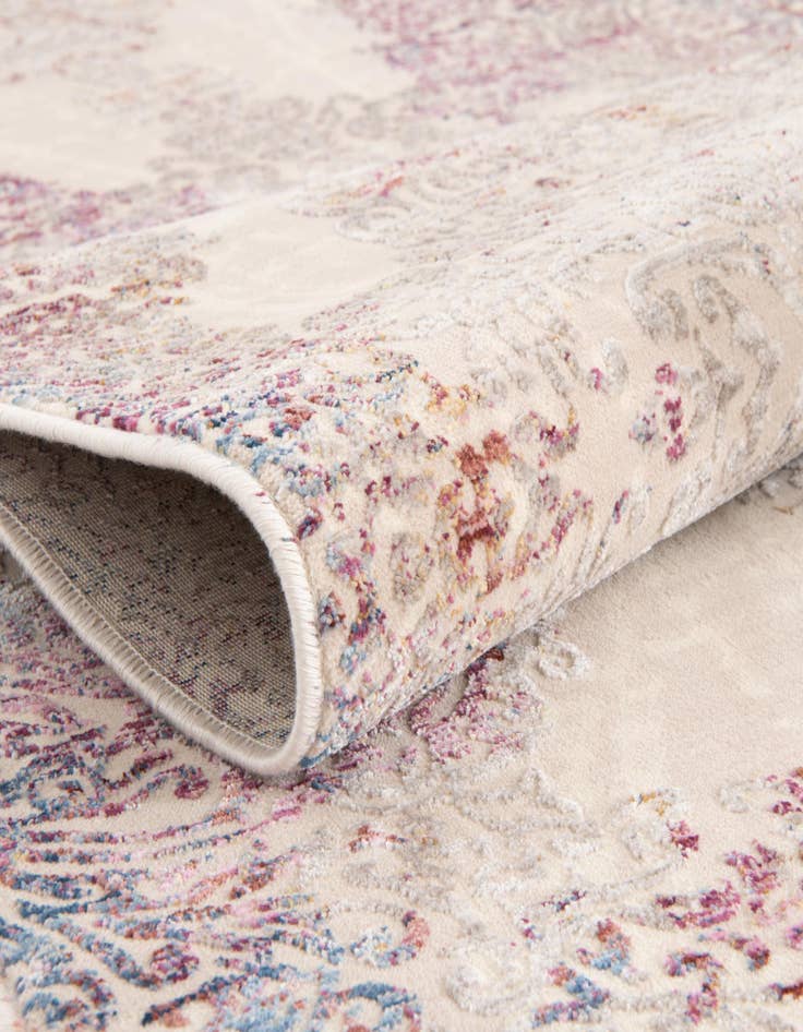 Detail image of  4' x 5' 10 Deepa Rug