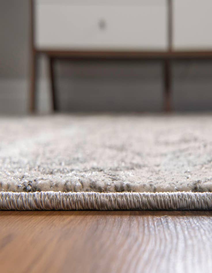 Detail image of  7' x 10' Diana Rug