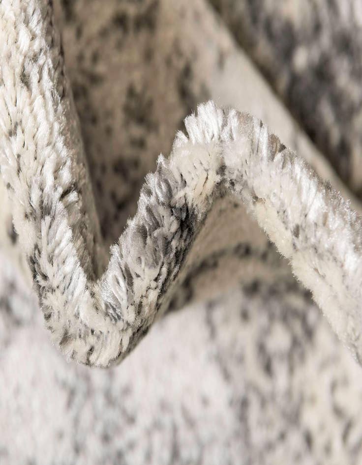 Detail image of  3' 3 x 5' 3 Dover Rug