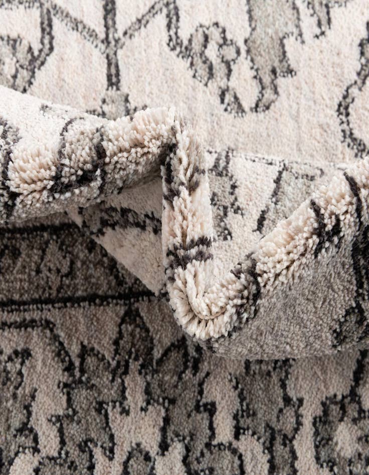 Detail image of  2' x 3' Eco Traditional Rug