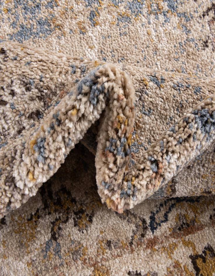 Detail image of  5' 3 x 7' 7 Eden Rug