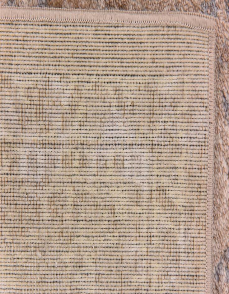 Detail image of  5' x 7' 8 Eliza Rug