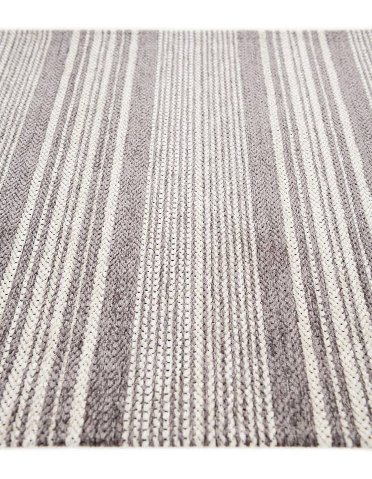 Detail image of  1' 10 x 2' 9 Flatweave Cotton Dhurrie Rug