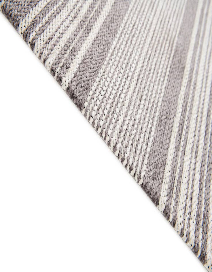 Detail image of  1' 10 x 2' 9 Flatweave Cotton Dhurrie Rug