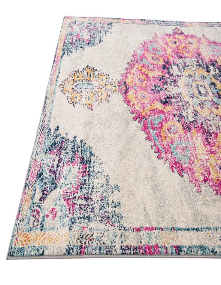 Detail image of  6' x 9' Fleur Rug