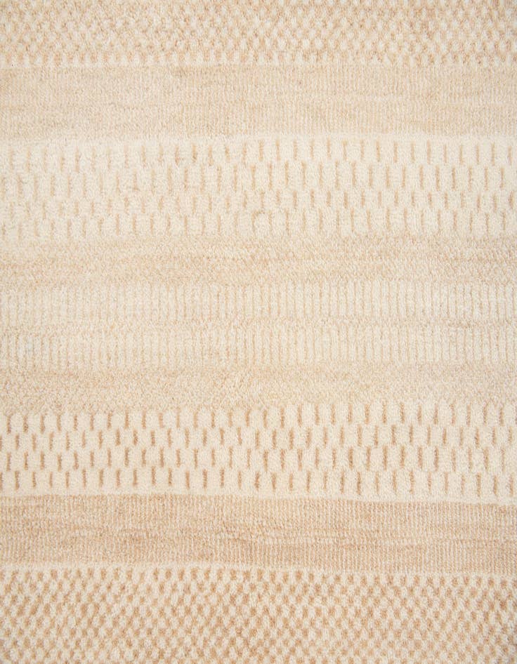 Detail image of  4' 10 x 6' 10  Hand Knotted Gabbeh Wool Rug