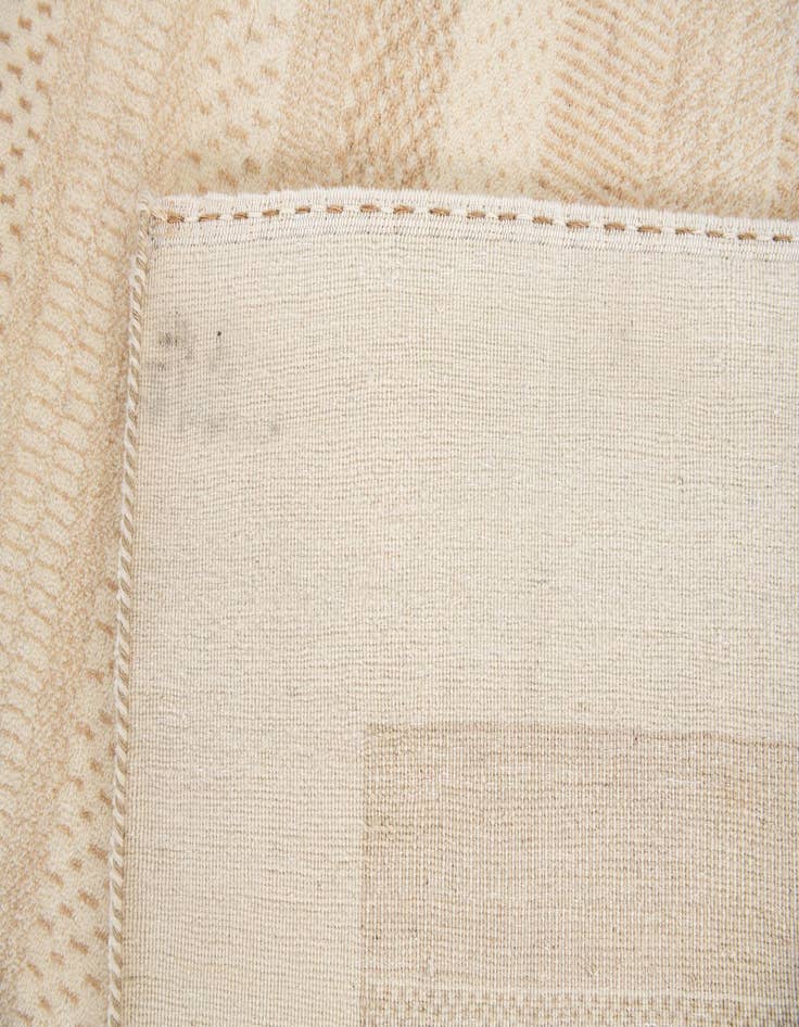 Detail image of  4' 10 x 6' 10  Hand Knotted Gabbeh Wool Rug