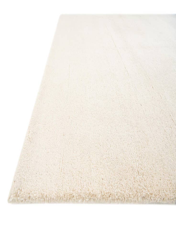 Detail image of  4' 1 x 6'  Hand Knotted Gabbeh Wool Rug