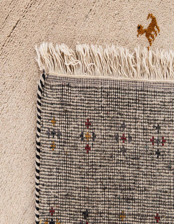 Detail image of  4' x 6' 1  Hand Knotted Gabbeh Wool Rug