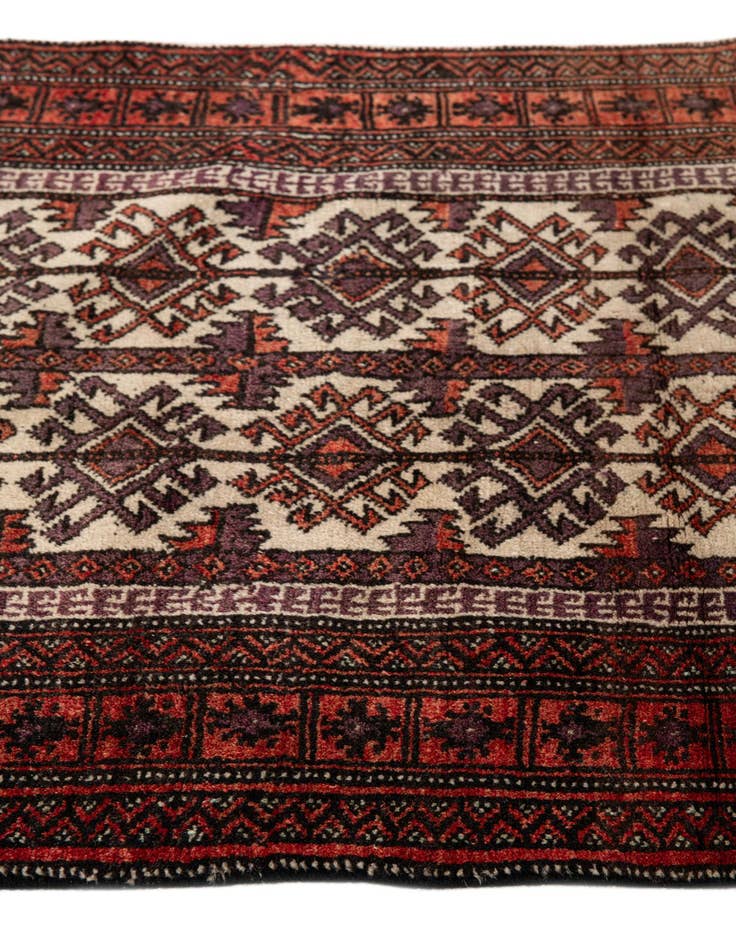 Detail image of  2' 5 x 4' 4 Hamedan Wool Rug