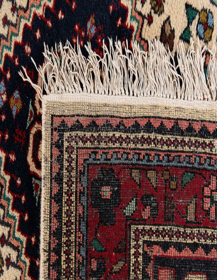 Detail image of  5' 7 x 7' 8  Hand Knotted Hamedan Wool Rug