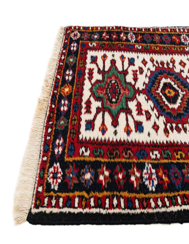 Detail image of  2' x 3' 1  Hand Knotted Hamedan Wool Rug