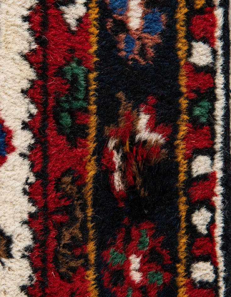Detail image of  2' x 3' 1  Hand Knotted Hamedan Wool Rug
