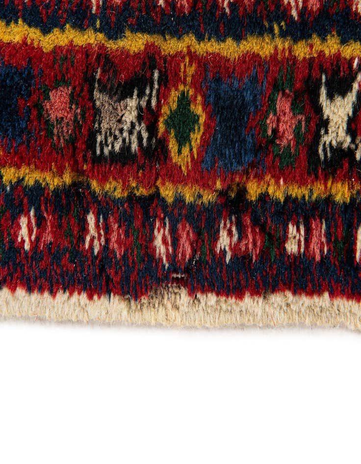Detail image of  2' x 2' 6  Hand Knotted Hamedan Wool Rug