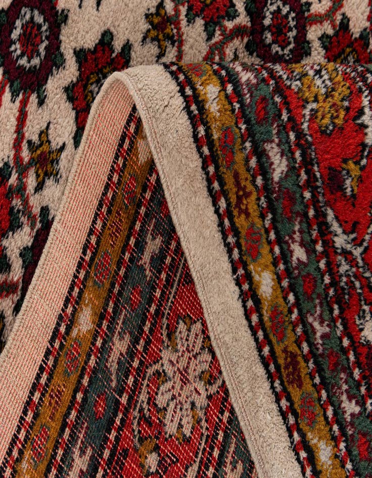 Detail image of  6' 8 x 9'  Hand Knotted Hamedan Wool Rug