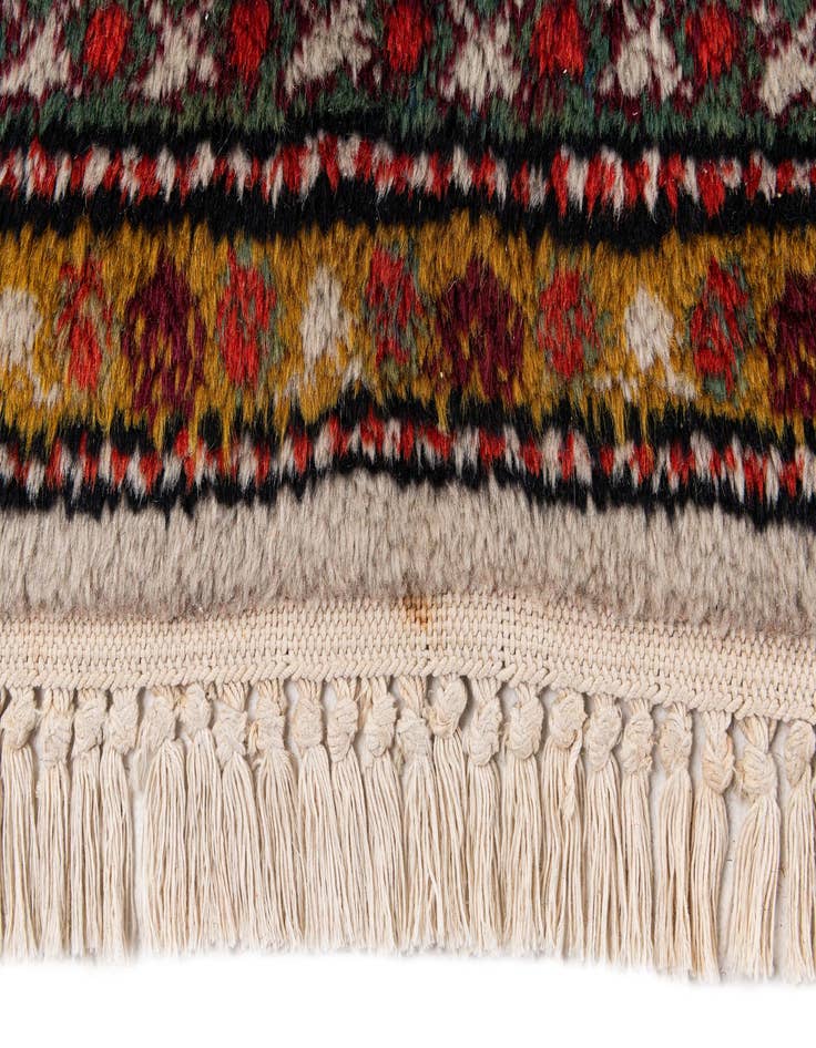 Detail image of  6' 8 x 9'  Hand Knotted Hamedan Wool Rug