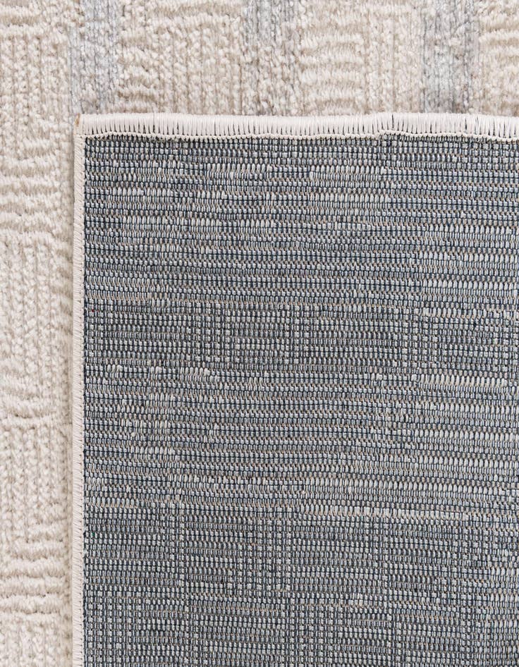Detail image of  5' x 7' 4 Hanahan Rug