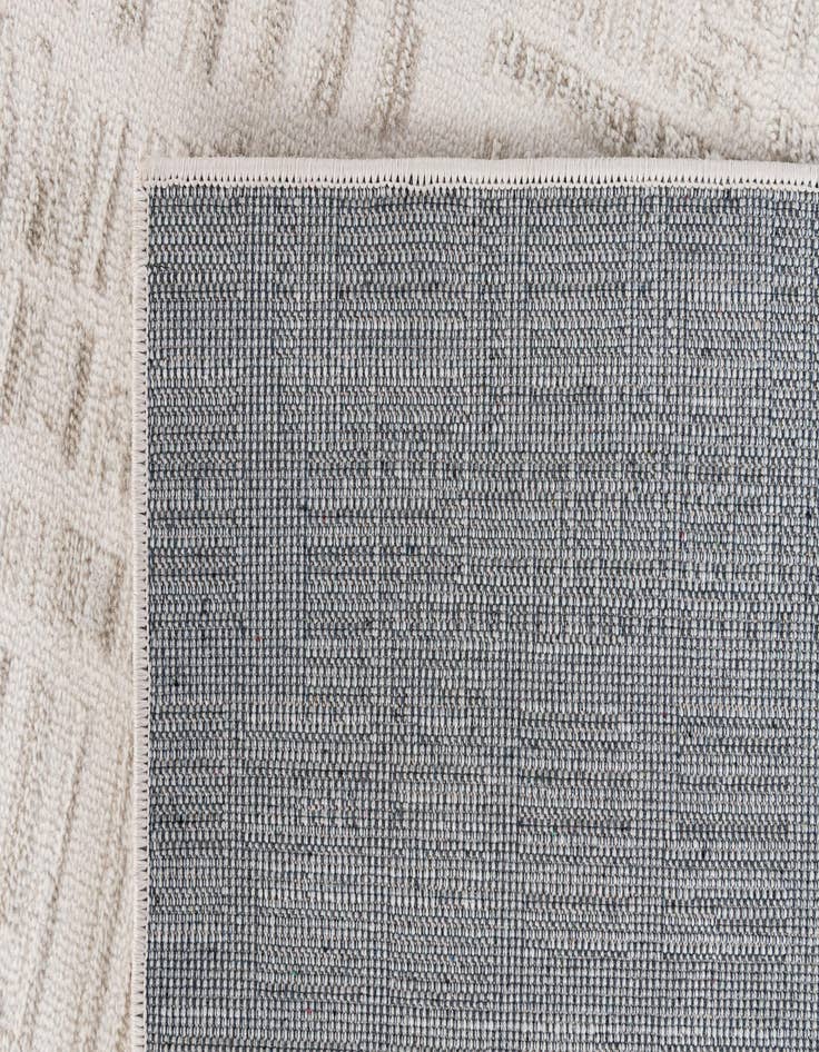 Detail image of  5' 2 x 7' 4 Hanahan Rug