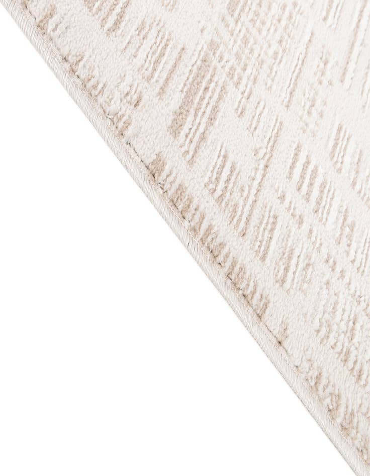 Detail image of  5' x 7' 5 Hanahan Rug