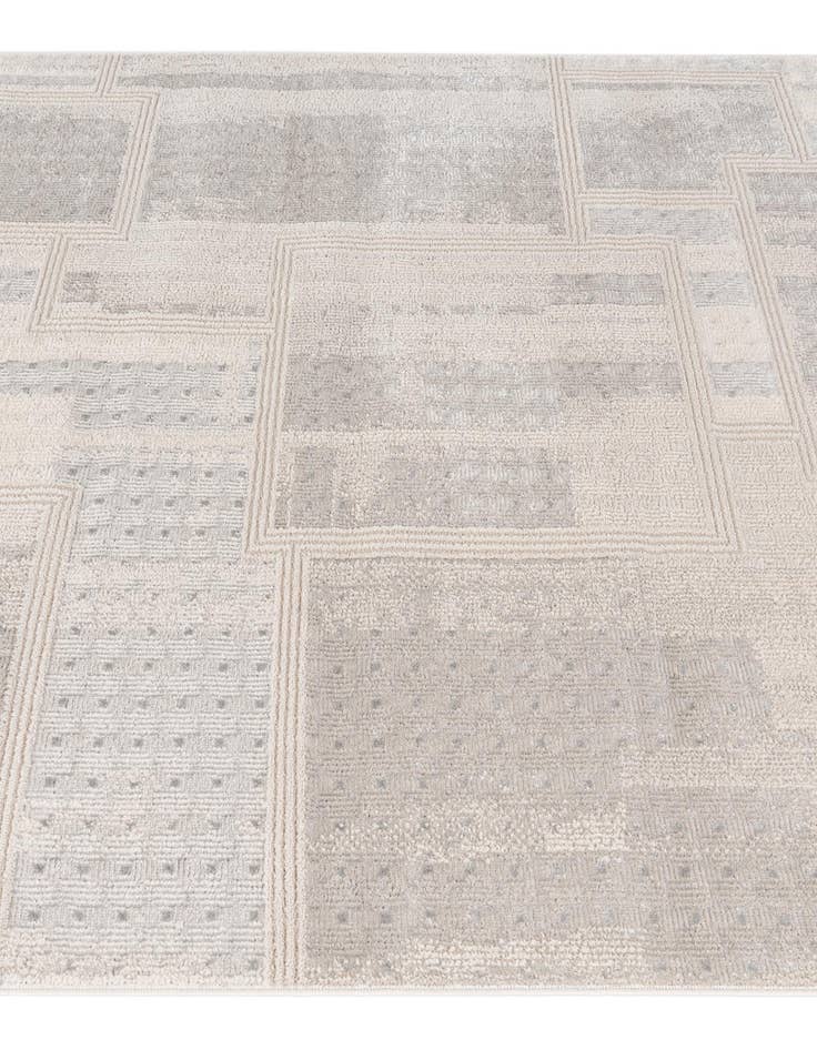 Detail image of  5' x 7' 4 Hanahan Rug