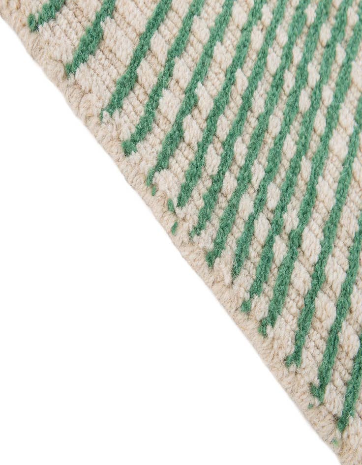 Detail image of  2' 2 x 3' 2  Hand Woven Hand Woven Chindi Cotton Wool Rug